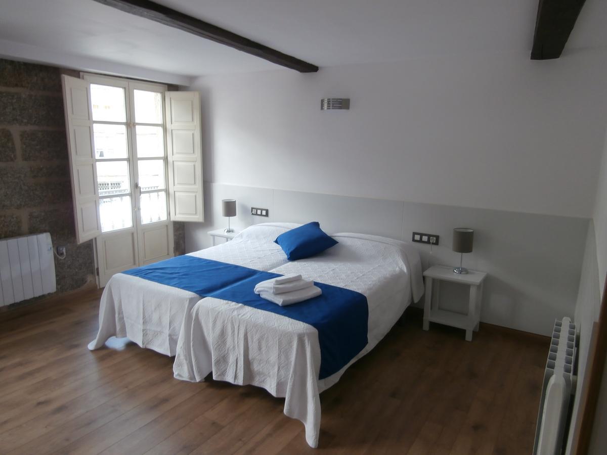 Pension Via-Stella Hotel Santiago de Compostela Room photo